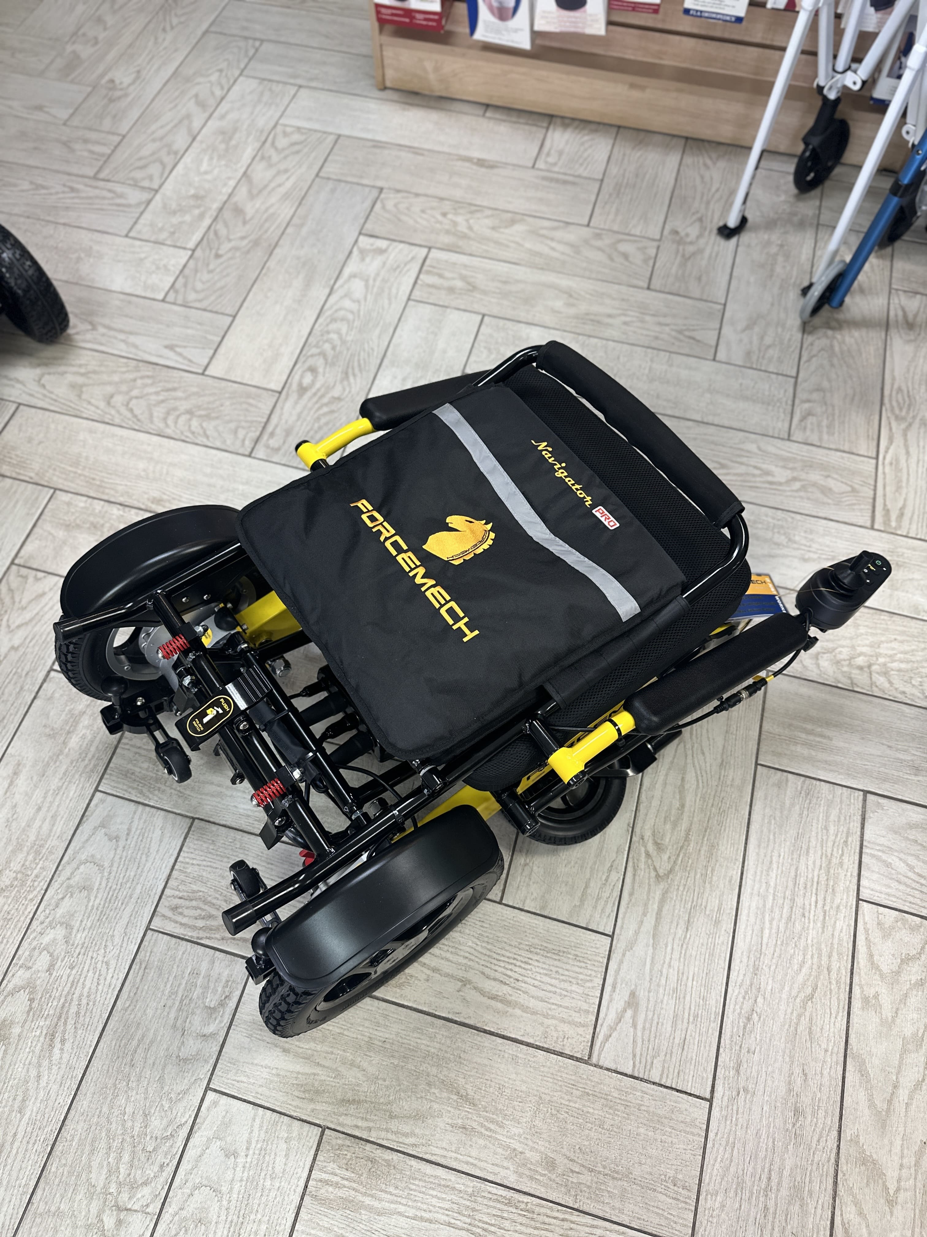 Forcemech Navigator PRO - Heavy Duty All Terrain Folding Electric Wheelchair 400Lbs Cap