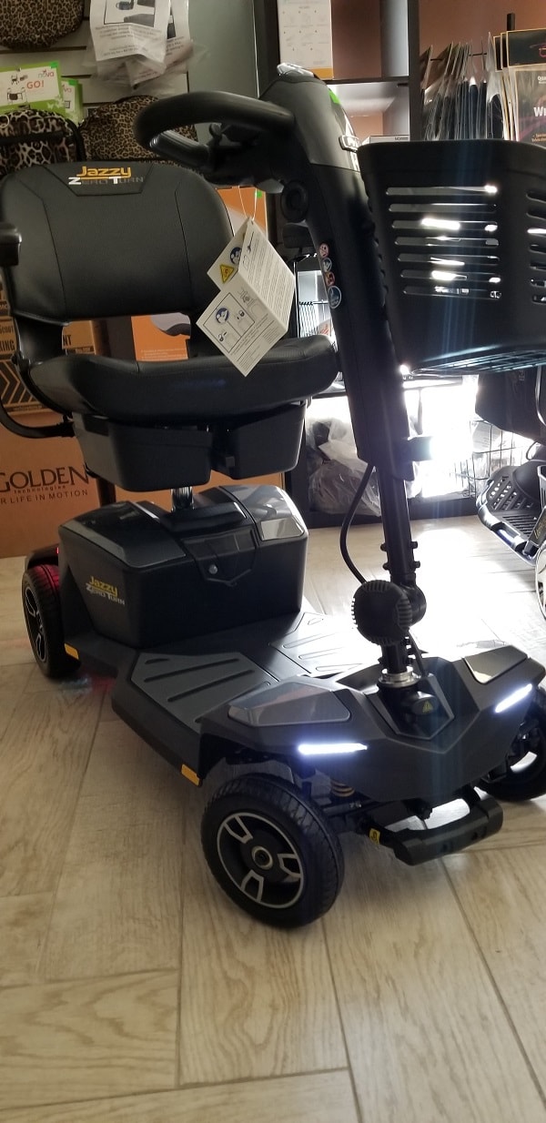 Jazzy iTurn Zero Turn Power Scooter 4 wheel - 300 Lb Cap