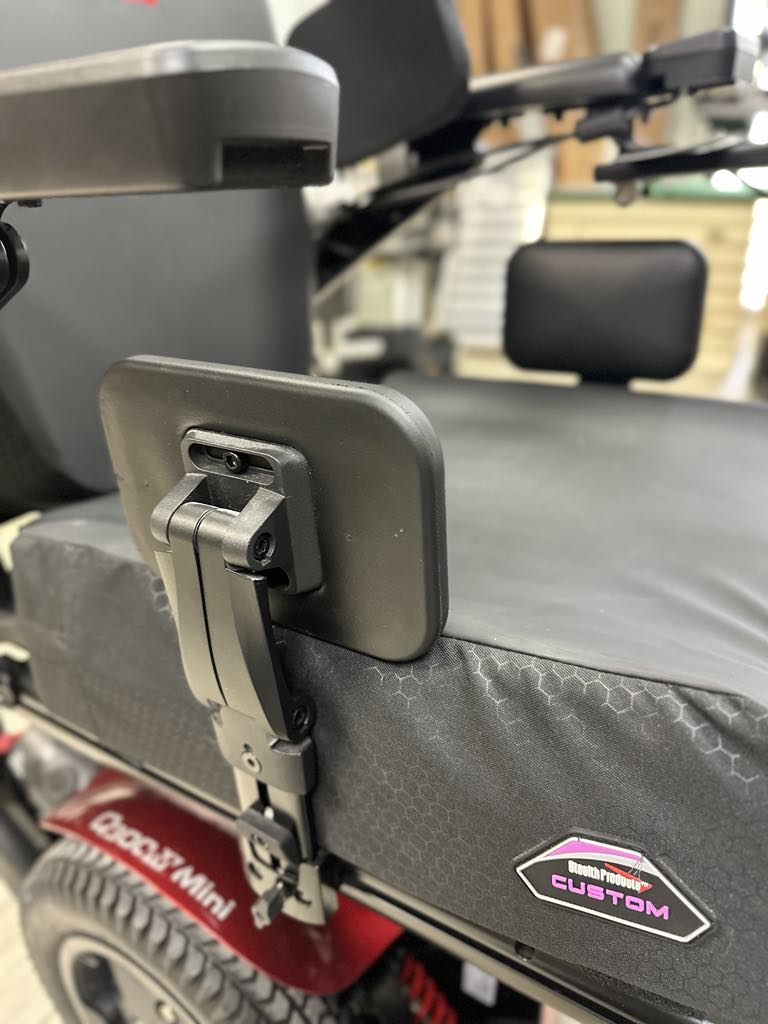 Quickie Q300 Mini With Power Seating System (SEDEO PRO)