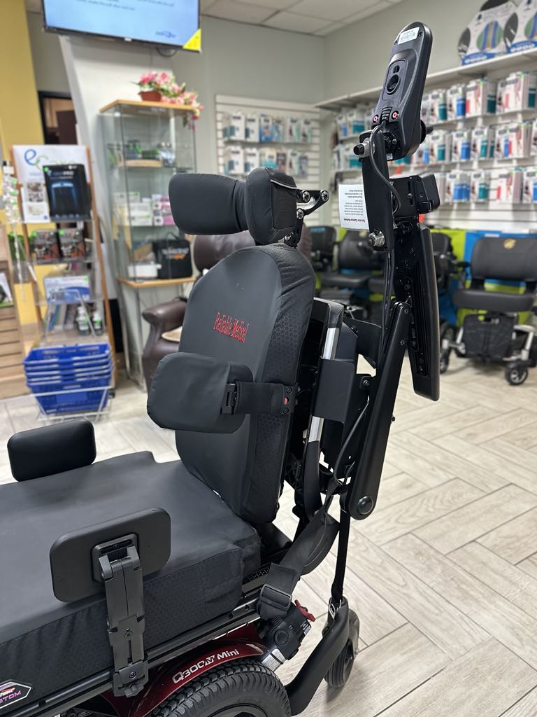 Quickie Q300 Mini With Power Seating System (SEDEO PRO)