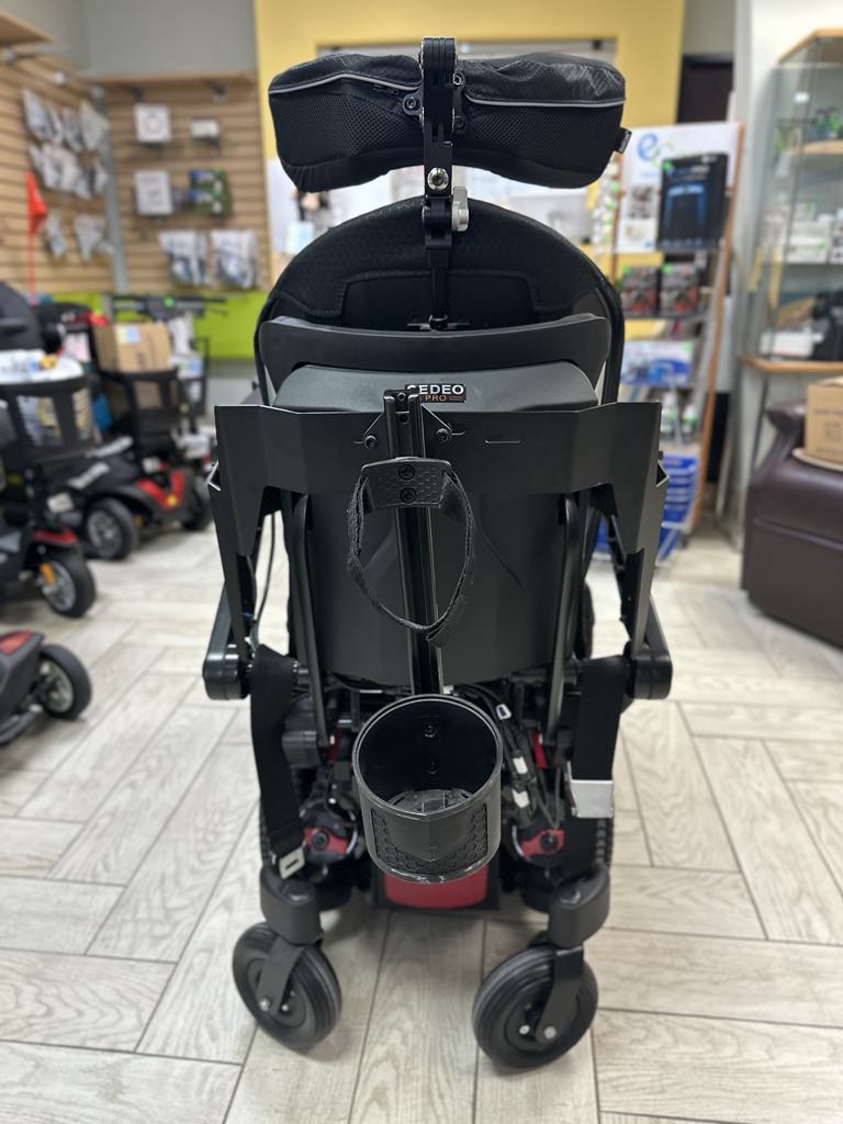 Quickie Q300 Mini With Power Seating System (SEDEO PRO)