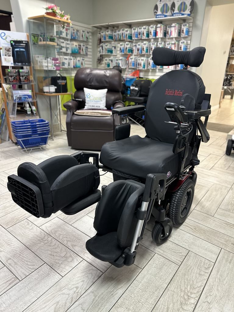 Quickie Q300 Mini With Power Seating System (SEDEO PRO)