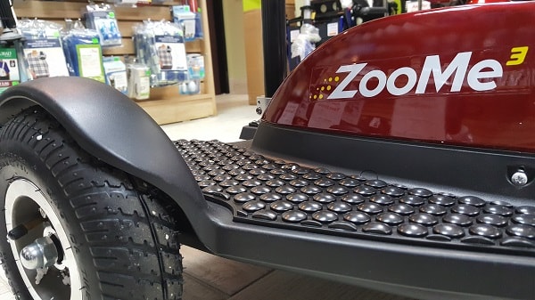 ZooMe Three Wheel Recreational Scooter - 300 Lb Cap