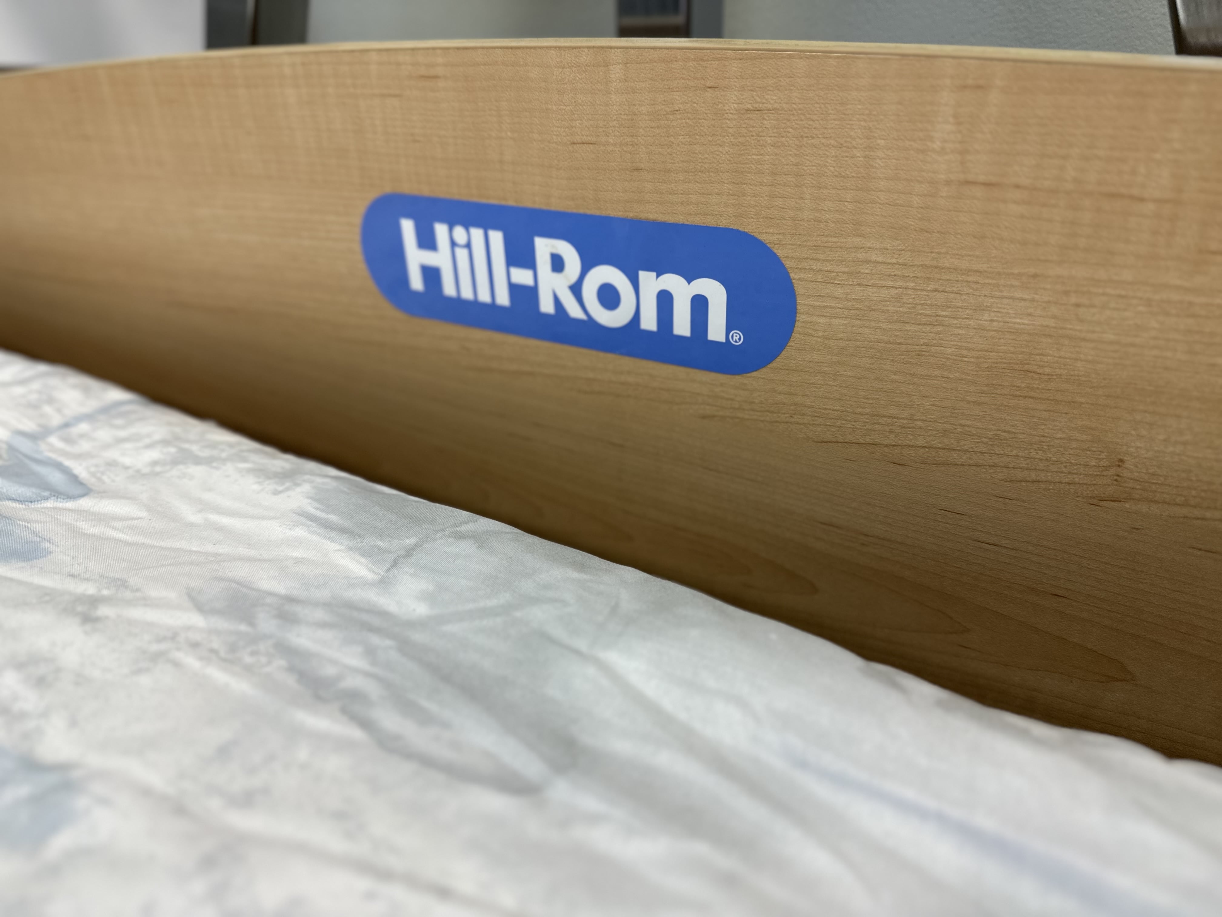 Hillrom Bariatric 48" Hospital Bed with Dynamic Low Air Loss Alt