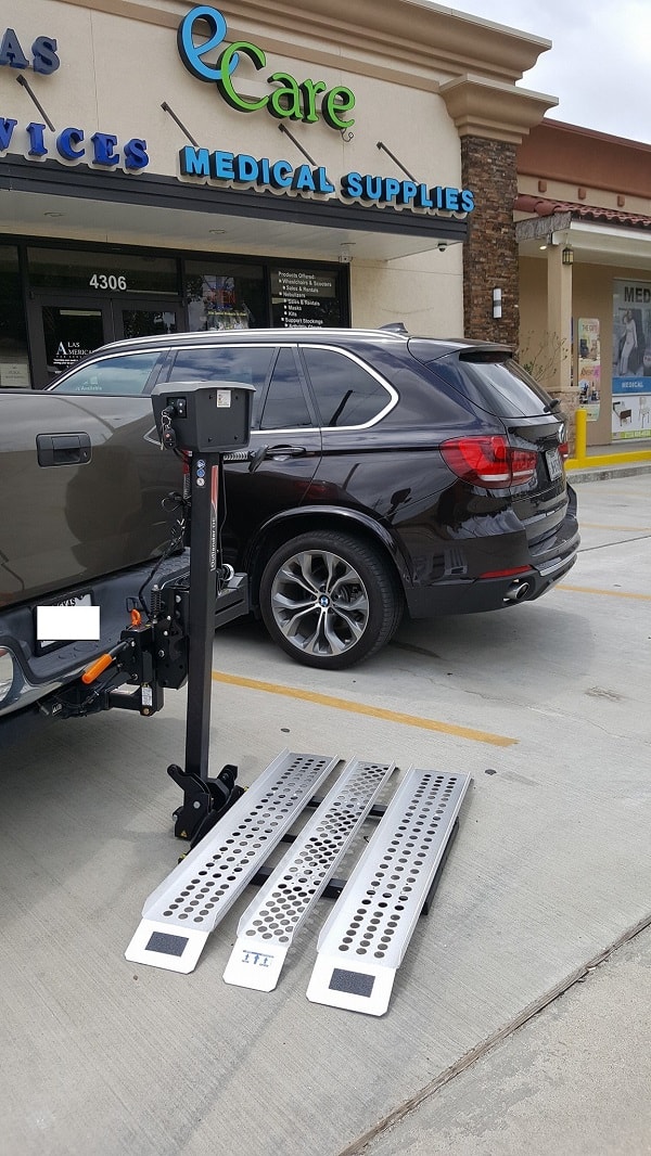 Electric Carrier Lift