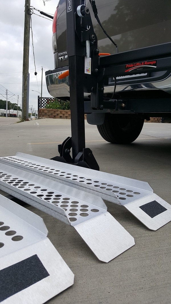 Electric Carrier Lift
