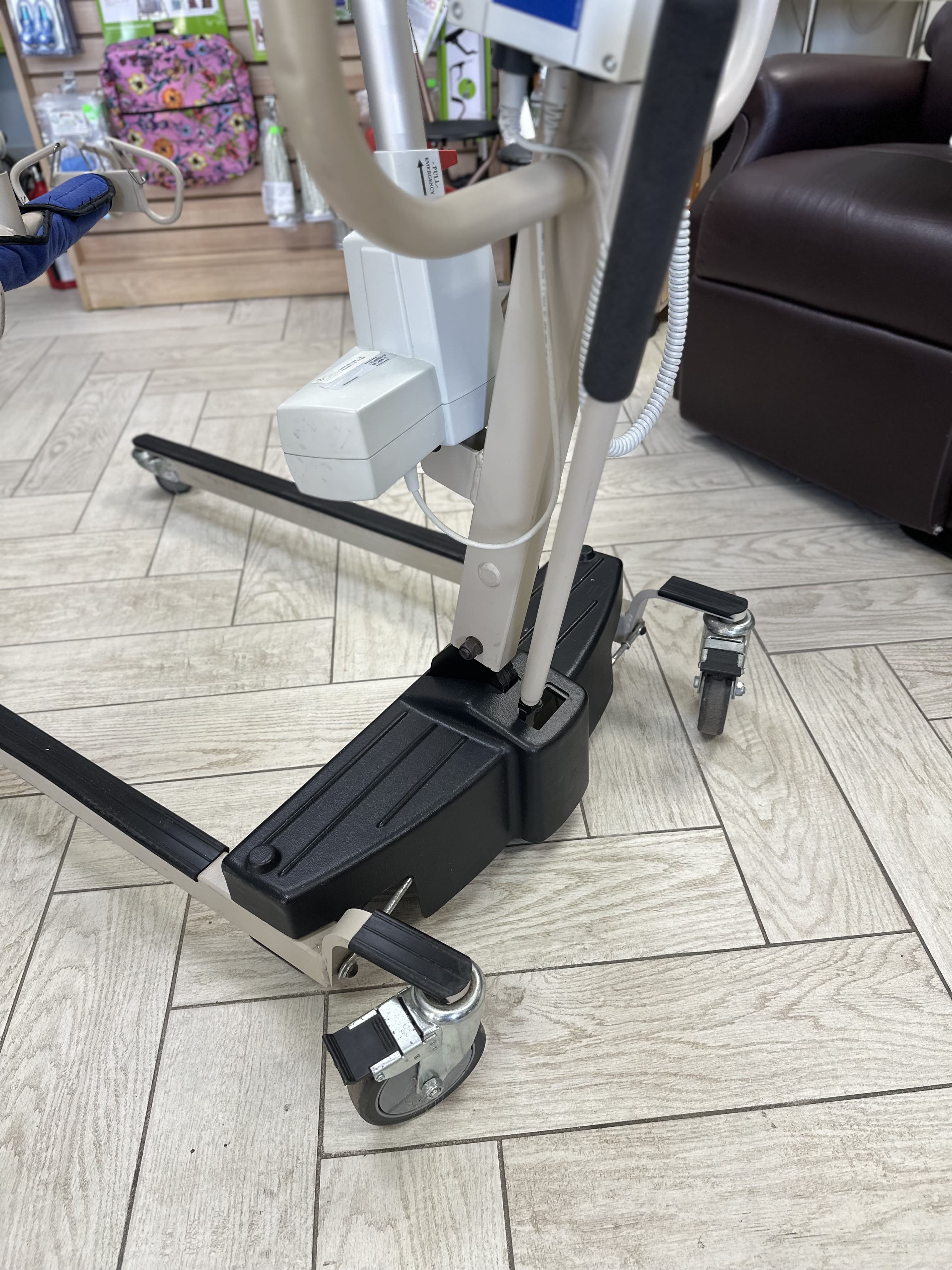 Reliant Battery Powered Patient Lift with Low Base-450 Lb Cap