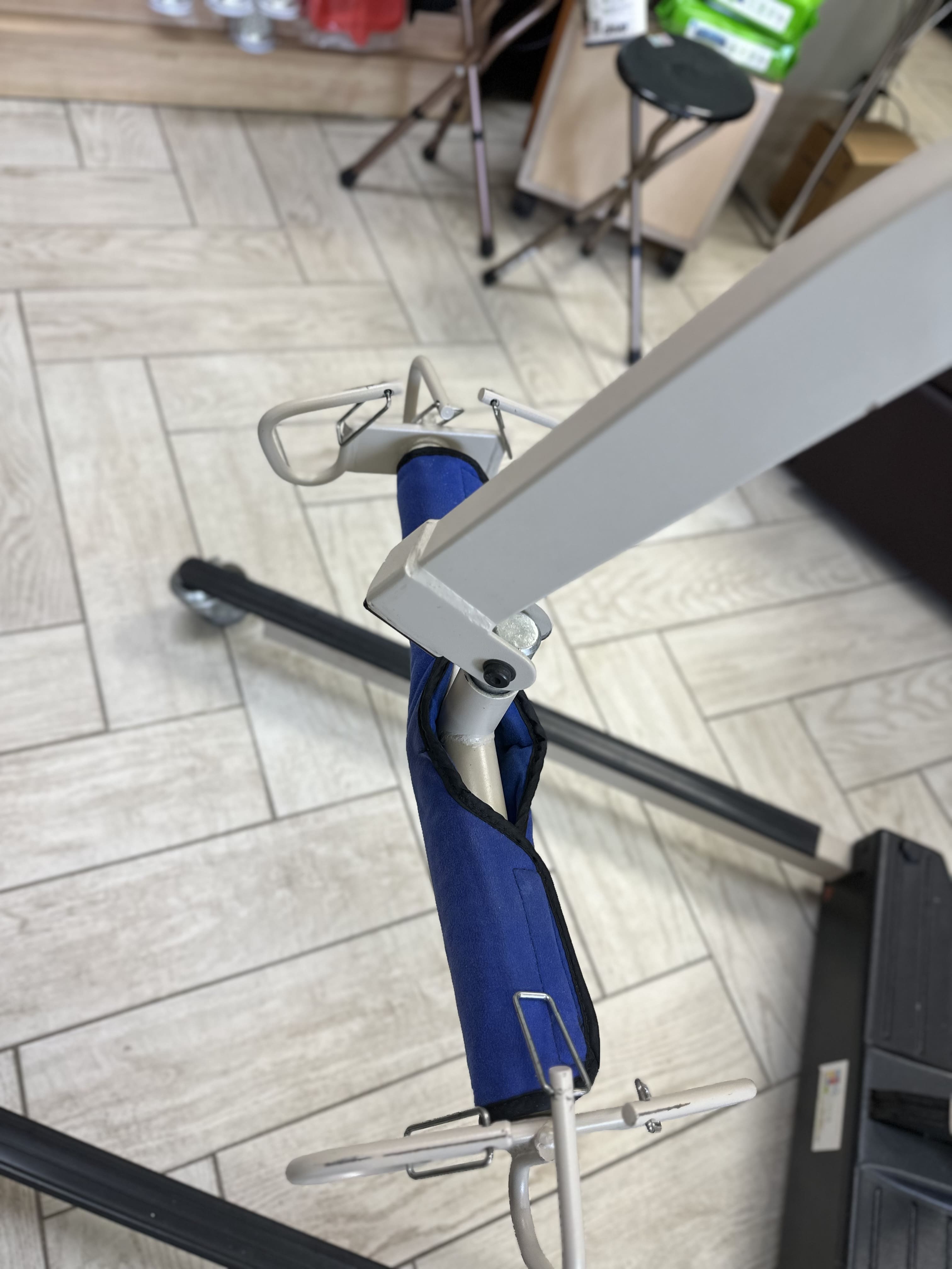 Reliant Battery Powered Patient Lift with Low Base-450 Lb Cap