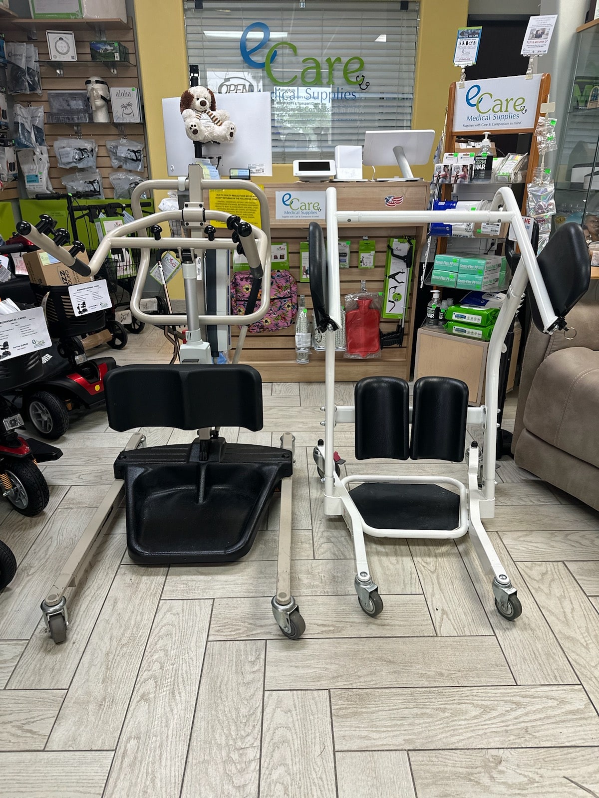 Invacare Reliant 350 Power Stand-Up Lift- 350 Lbs Capacity