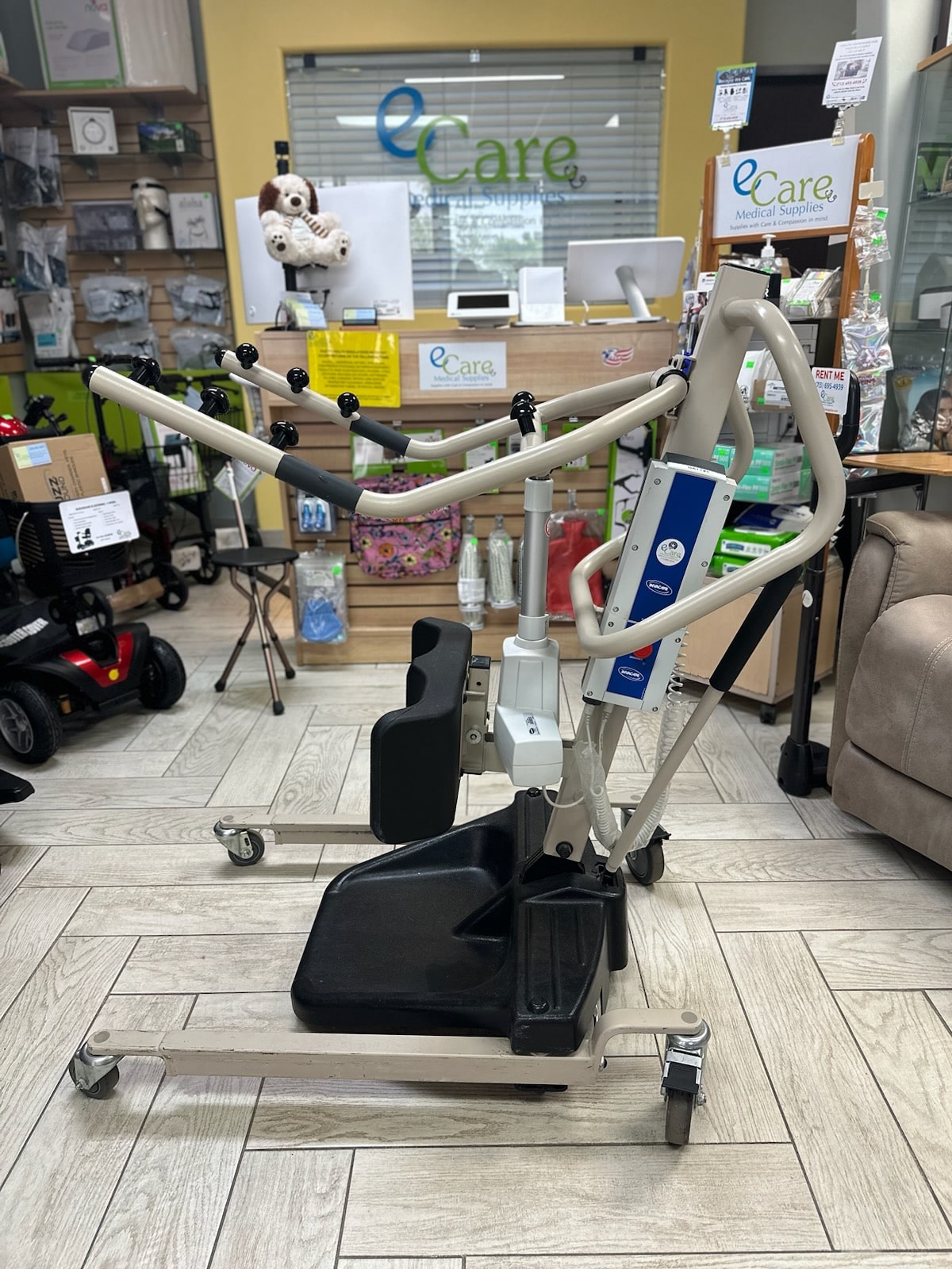 Invacare Reliant 350 Power Stand-Up Lift- 350 Lbs Capacity