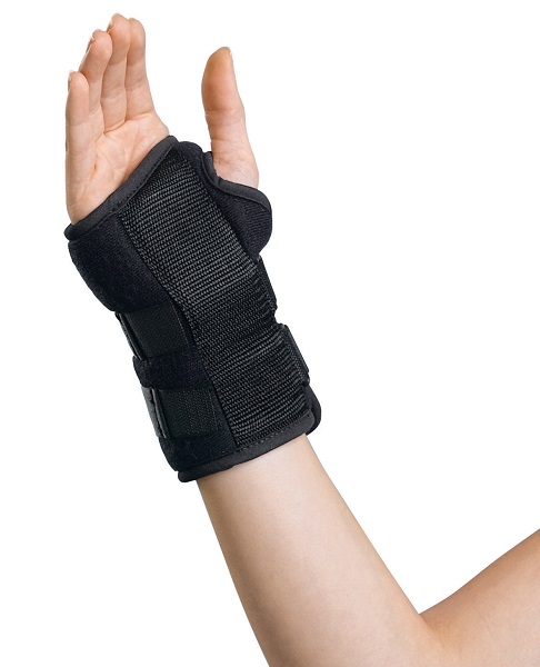 6" Foam Wrist Splint with Aluminum Stay (Right or Left)